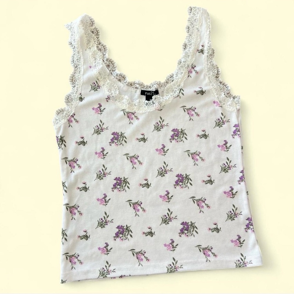 Rue21 Cream Floral Lace victorian style Camisole‎ size Xlarge